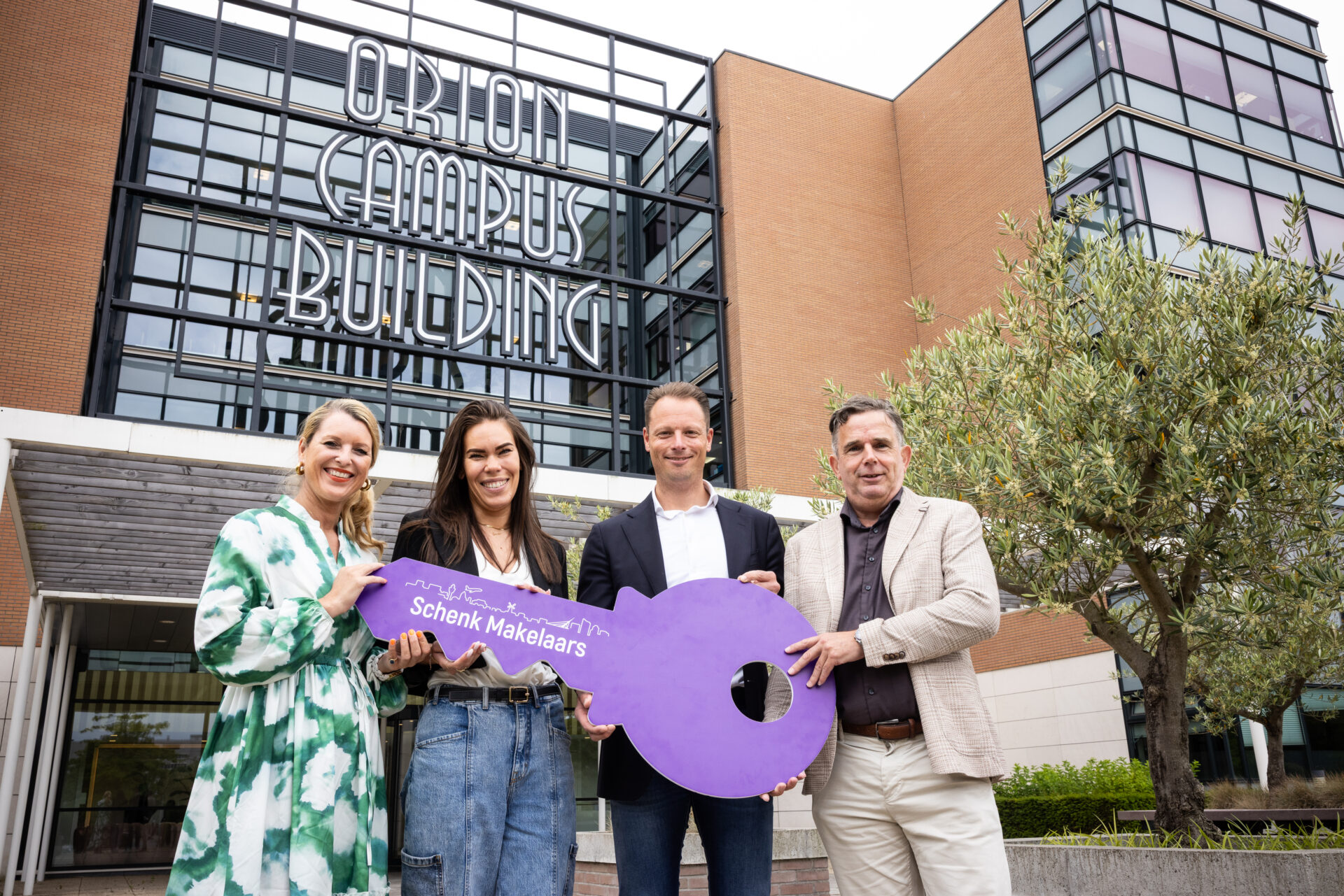 Transactie - Ivoclar