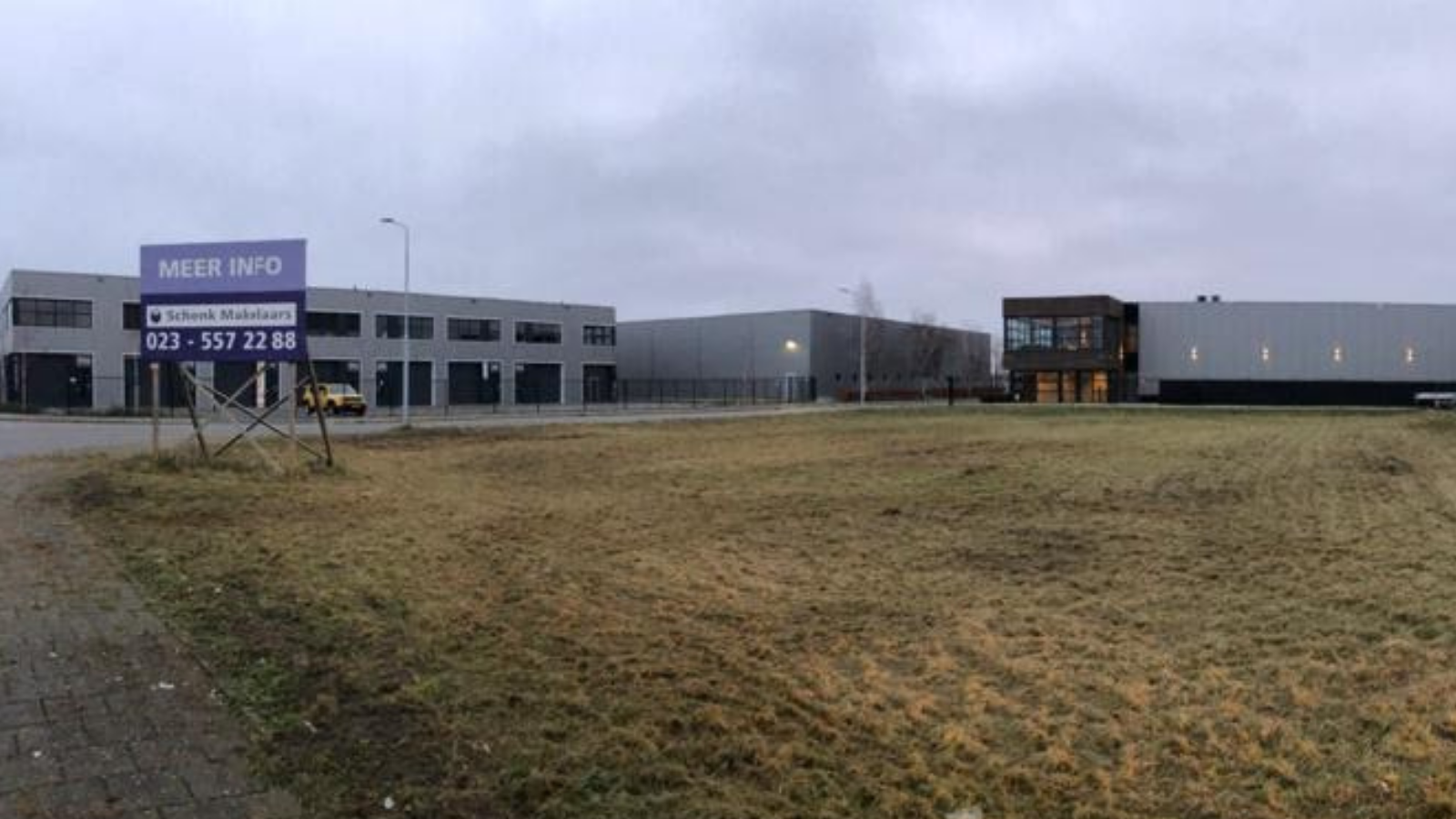 bedrijventerrein Cruquius; bouw bedrijfsunits