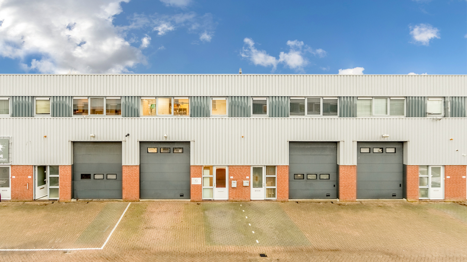 verkocht bedrijfsunit Meer en Duin 540 te Lisse